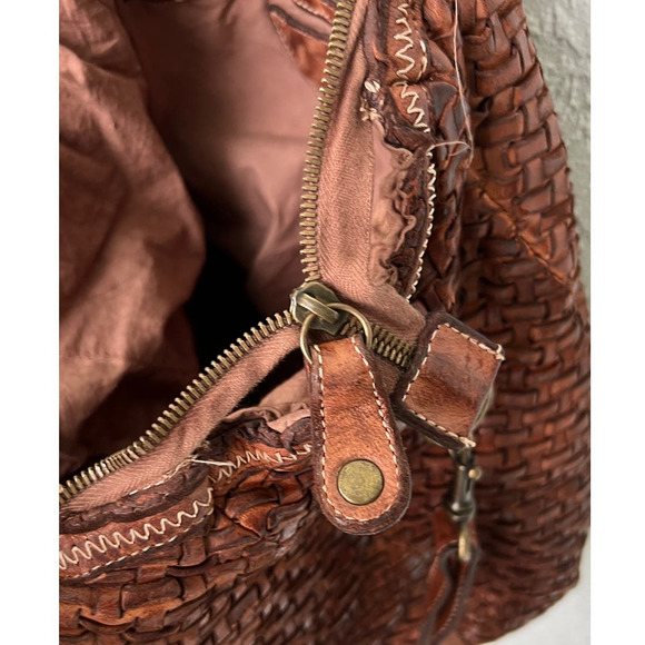 LANGELOTTI Italian Distressed Leather Woven Tote Bag - Crossbody - Tobacco Brown - Picture 5 of 12